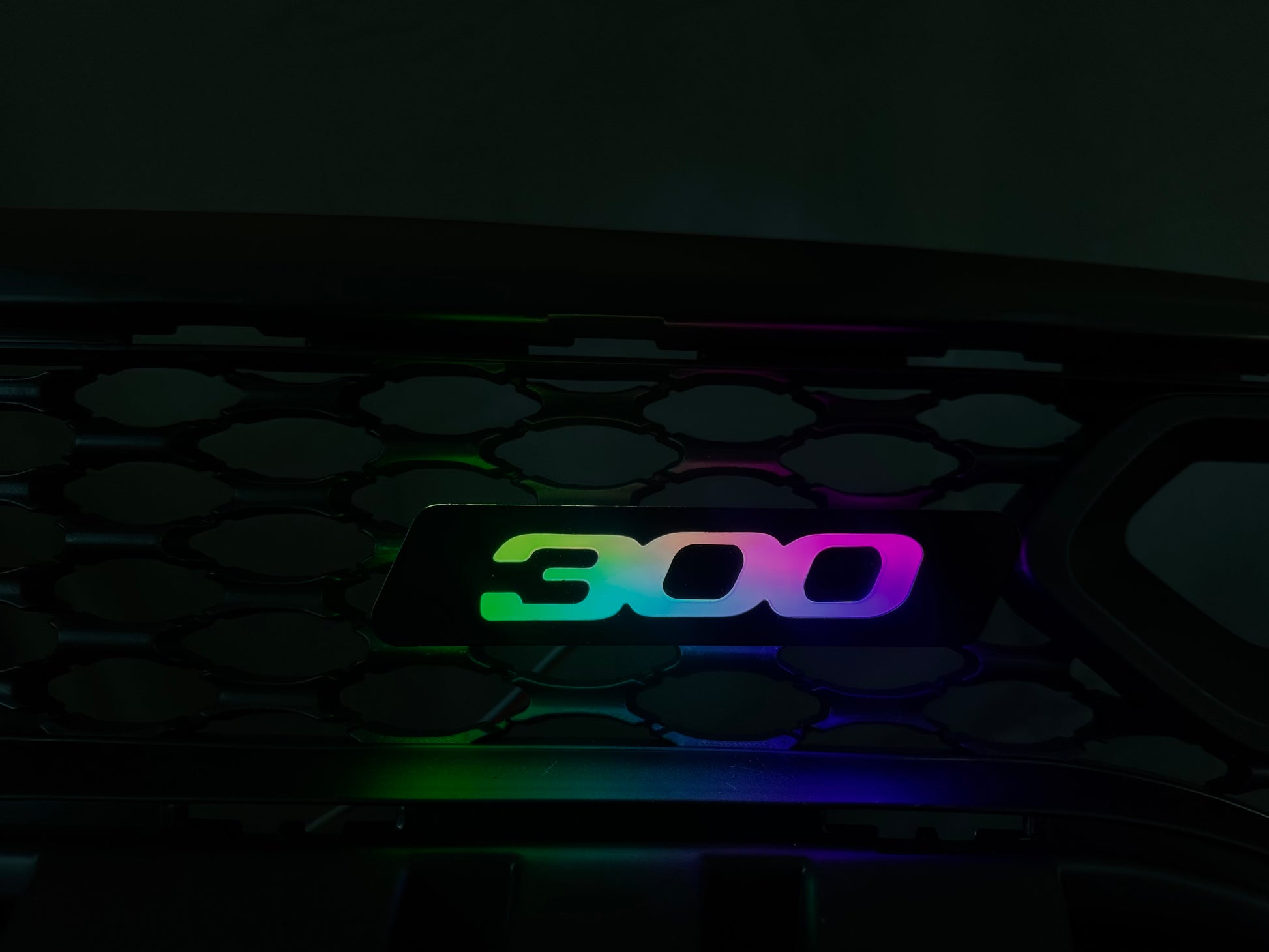 300 Flow Series Grill Badge